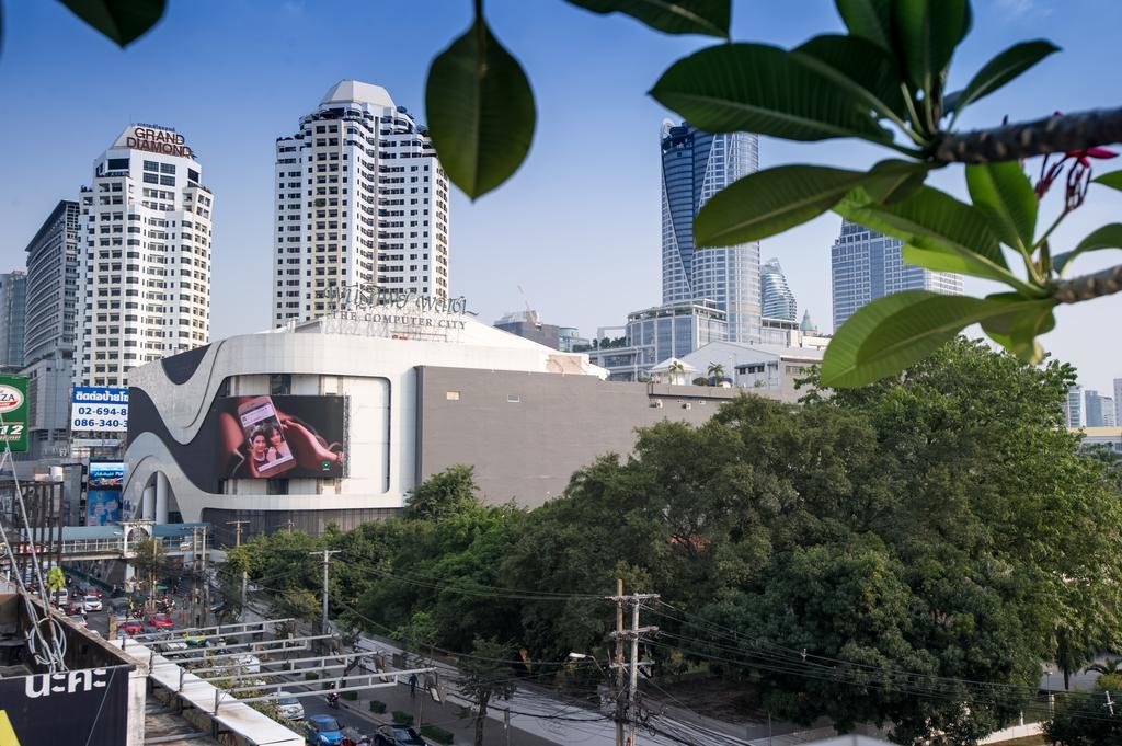 Glur Central Pratunam Bangkok Exteriör bild