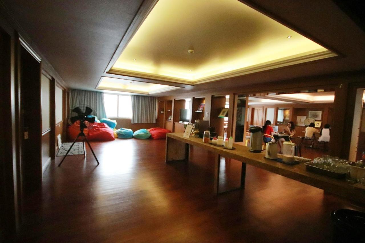 Glur Central Pratunam Bangkok Exteriör bild